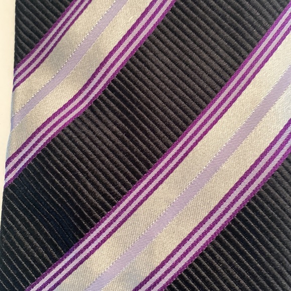Lot of 5 ties by Robert Talbots and XMI Platinum. - Picture 4 of 11